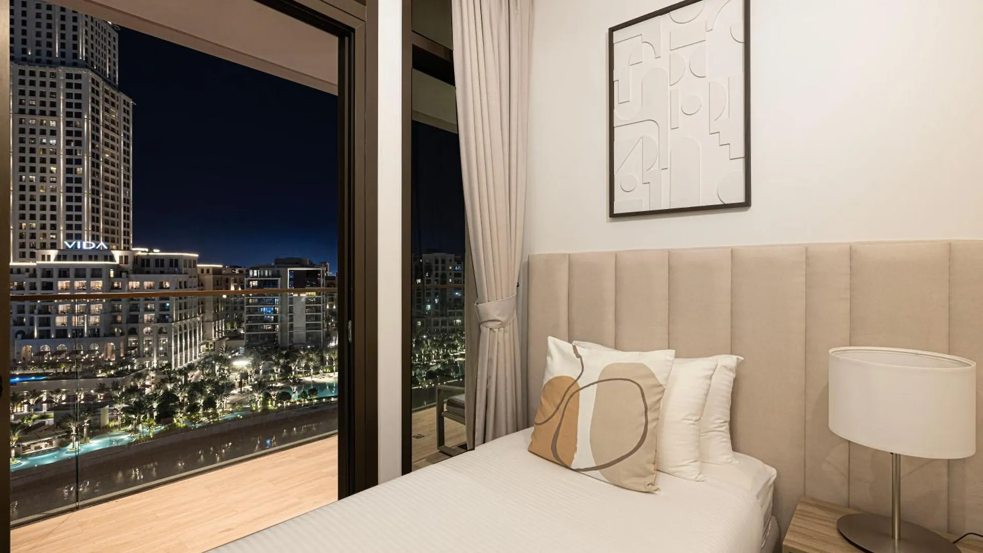 Cozy 2Br Retreat With Panoramic Dubai Creek Views Apartamento