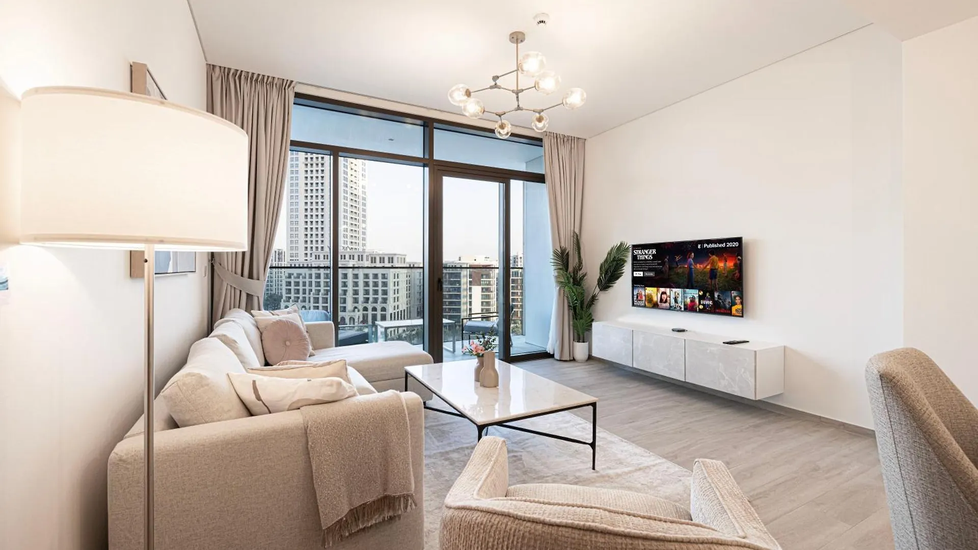 Cozy 2Br Retreat With Panoramic Dubai Creek Views Apartment 0*,